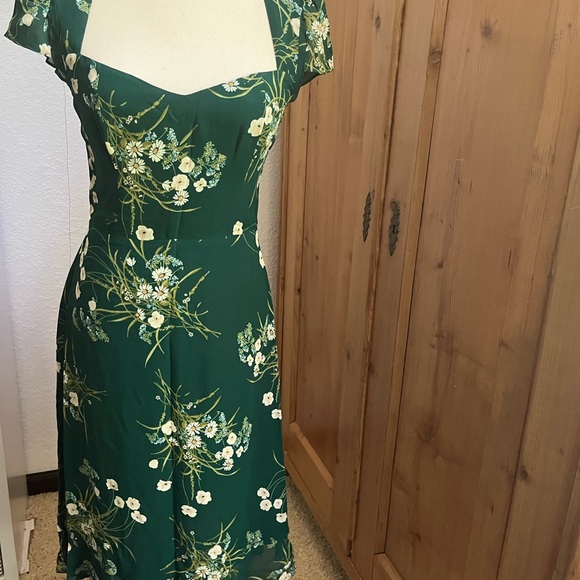 Reformation Rosi Midi Green Floral Dress in Buena (6) - Picture 5 of 9